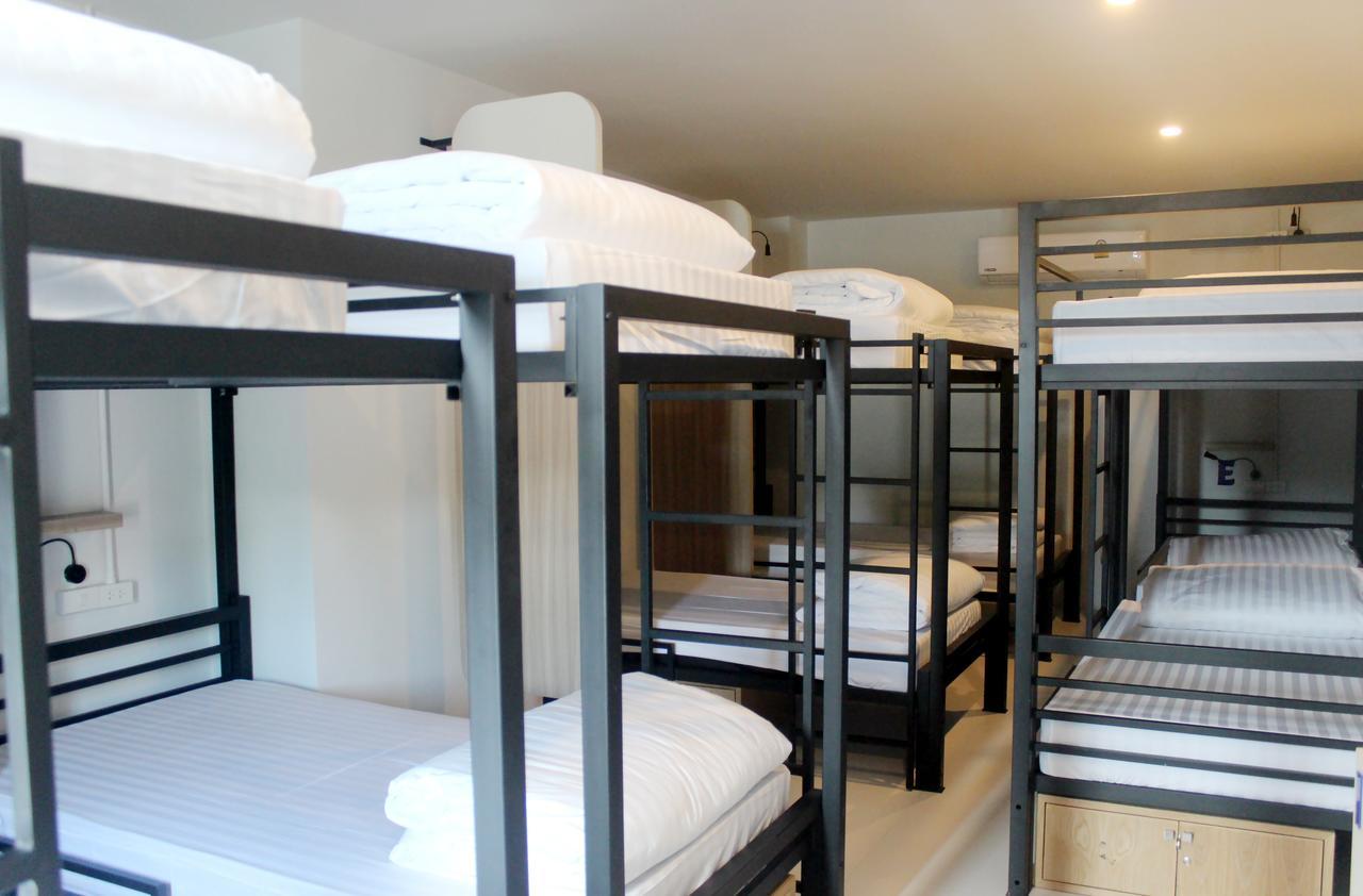 Phuket Marine Poshtel - Sha Plus Чалонг Екстериор снимка