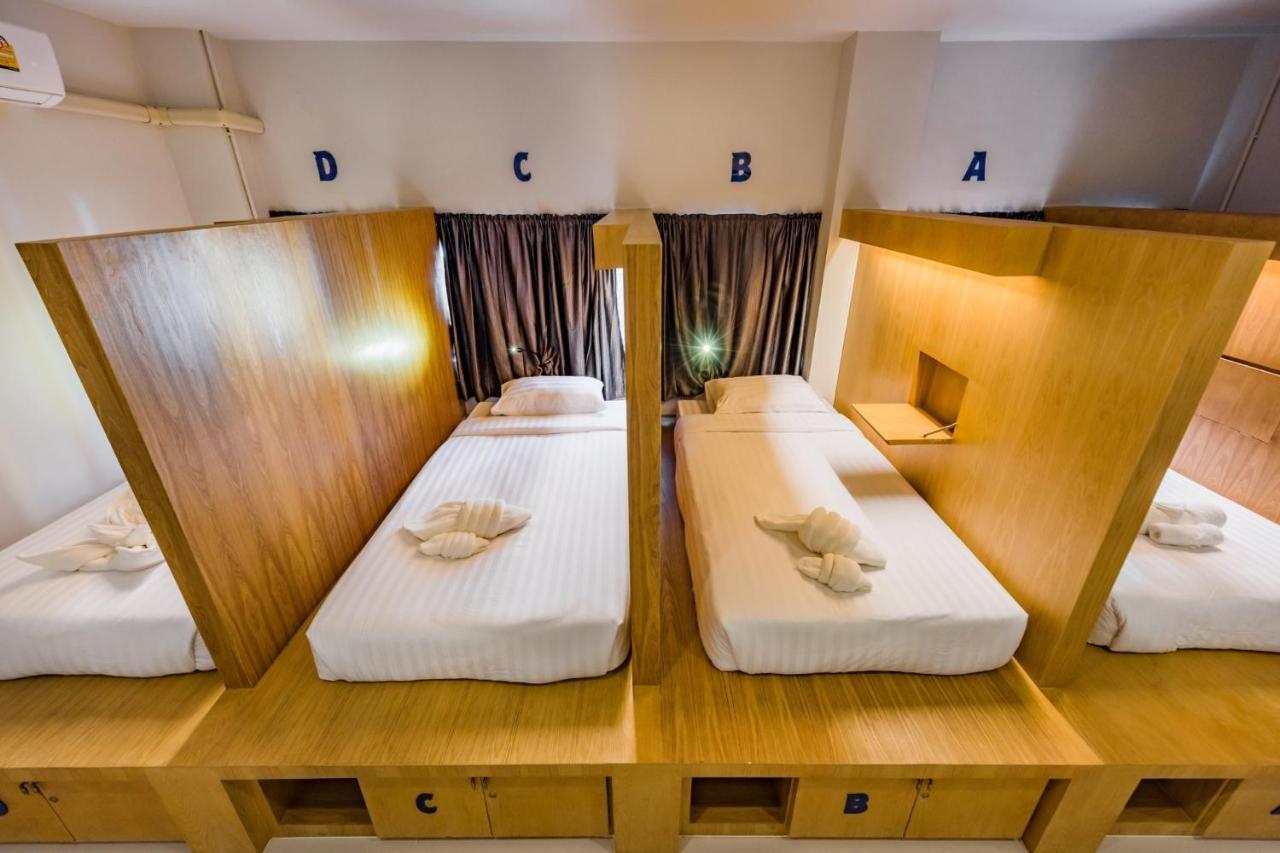 Phuket Marine Poshtel - Sha Plus Чалонг Екстериор снимка